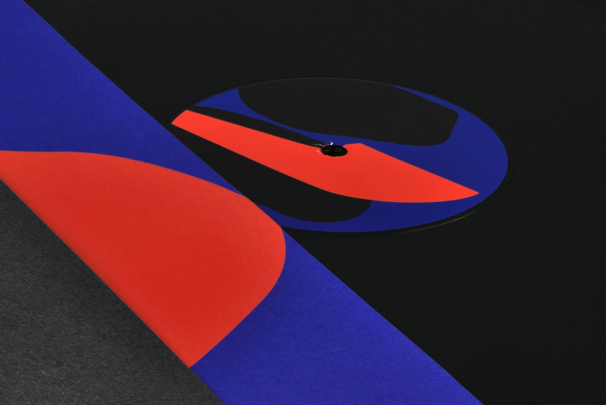 lavillier-vinyl-crop.jpg